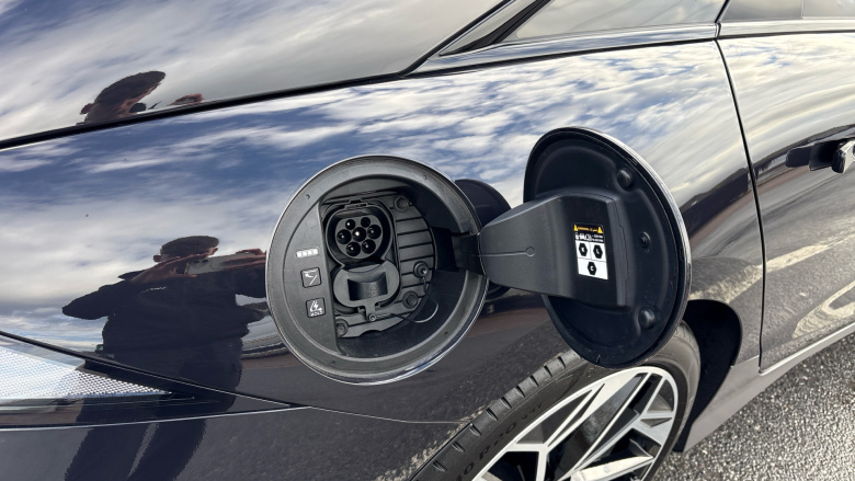 Hyundai IONIQ 6 239kW Ultimate 77kWh 4dr AWD Auto Electric Saloon